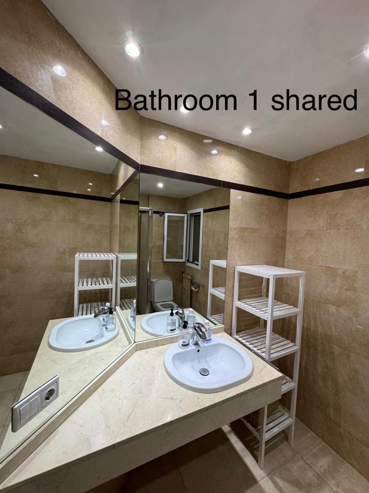 Lejlighed In A Charming In The Central Area